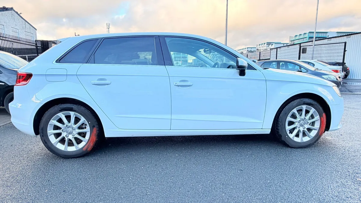 Audi A3 2015 - Image 3
