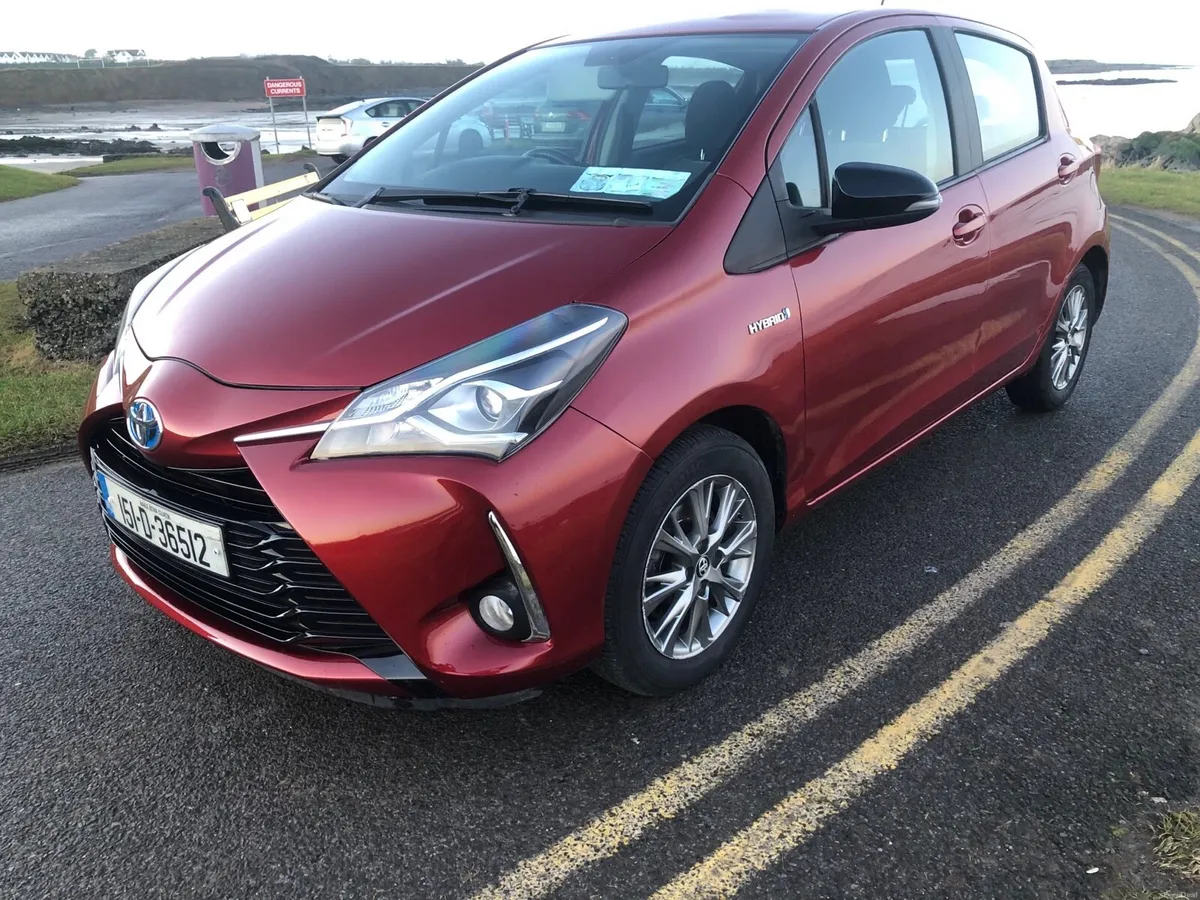2015 toyota yaris hibrid automatic - Image 1