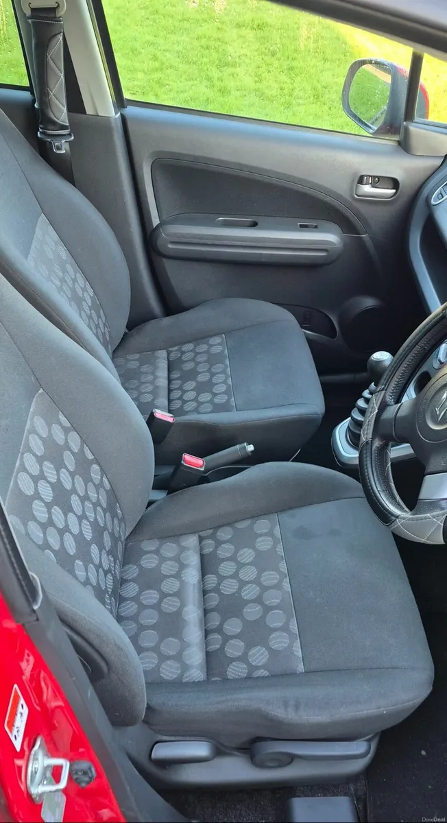 Suzuki Splash 2011 - Image 4