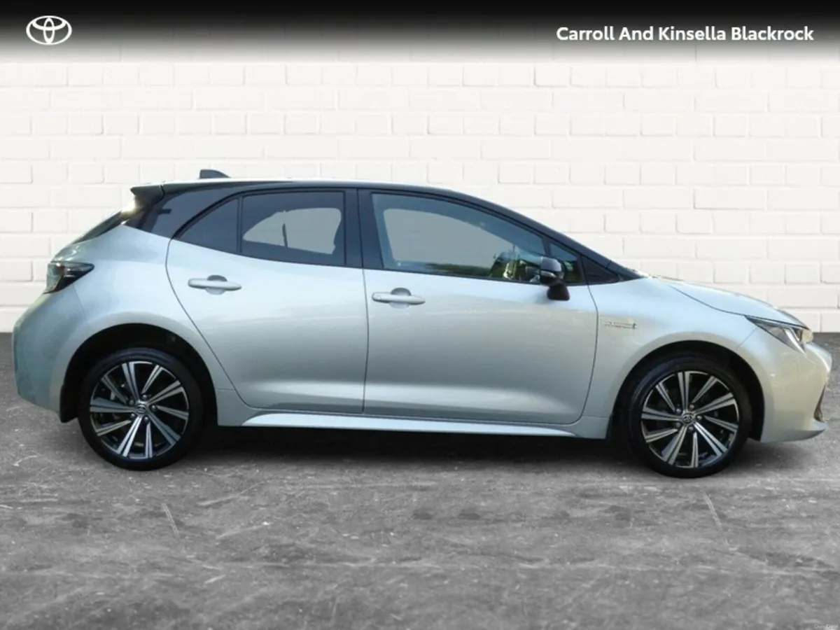 Toyota Corolla Hybrid Luna Sport HB - Image 3