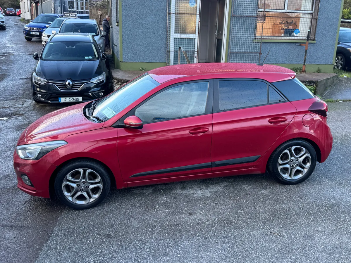 Hyundai i20, Ideal starter car - Image 4