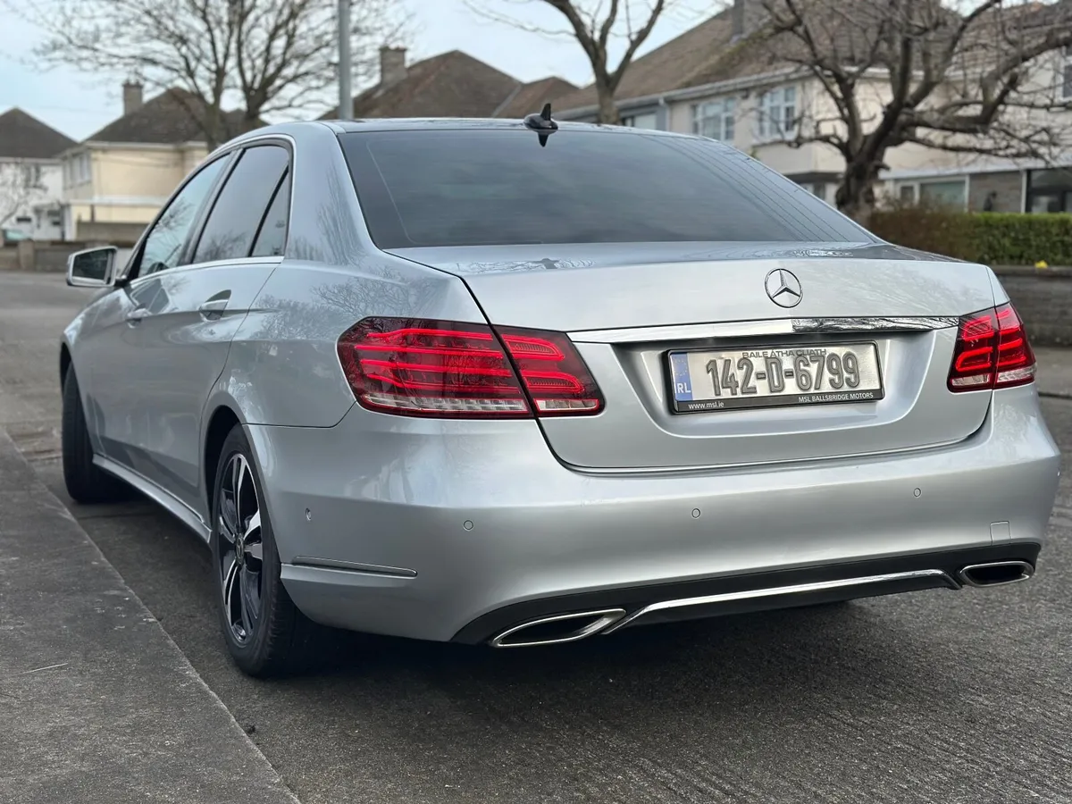 Mercedes-Benz E-Class 2014 - Image 2