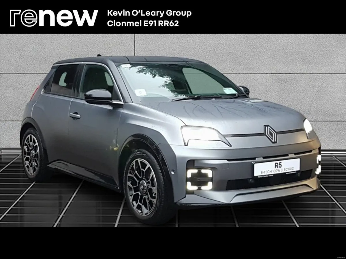 Renault 5 E-Tech Roland Garros 52kWh 150hp - Image 1