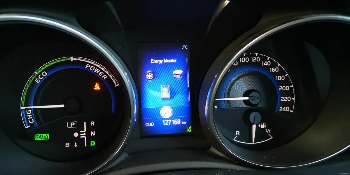 Toyota Auris SOL Hybrid 2016 - Image 3