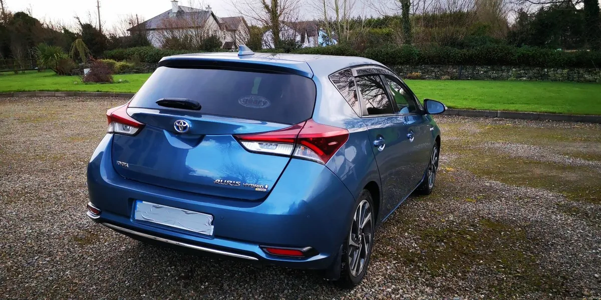 Toyota Auris SOL Hybrid 2016 - Image 4