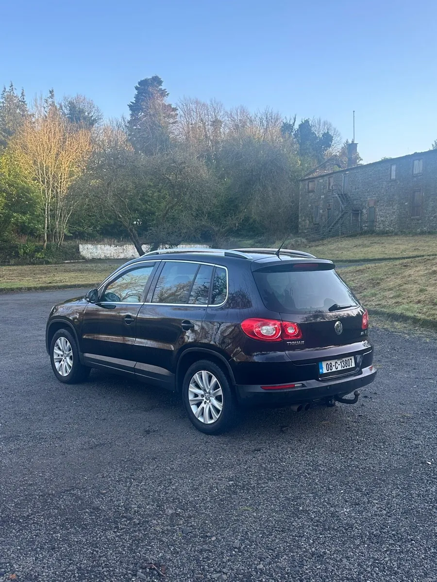Volkswagen Tiguan 2.0 TDI DSG Automatic 4X4 - Image 3