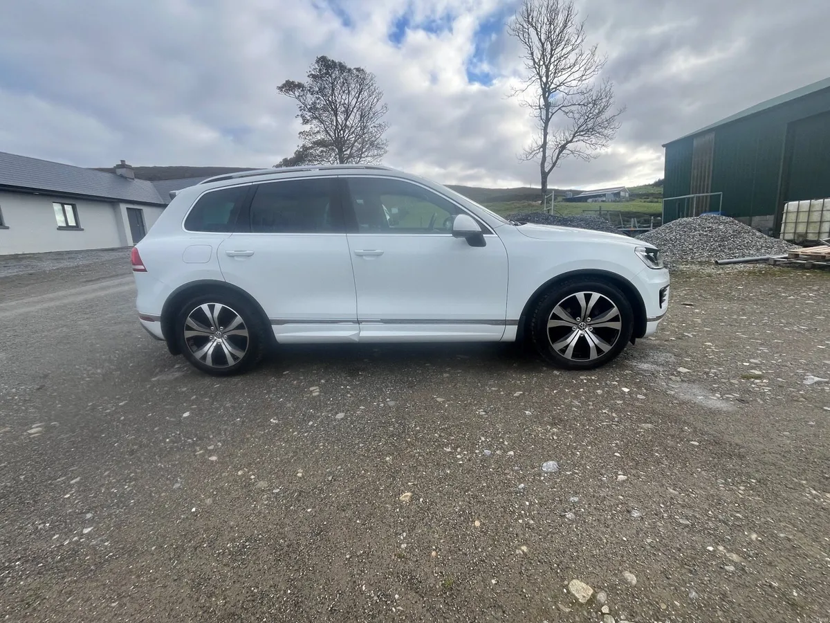 Volkswagen Touareg Rline 2014 Air Suspension - Image 3