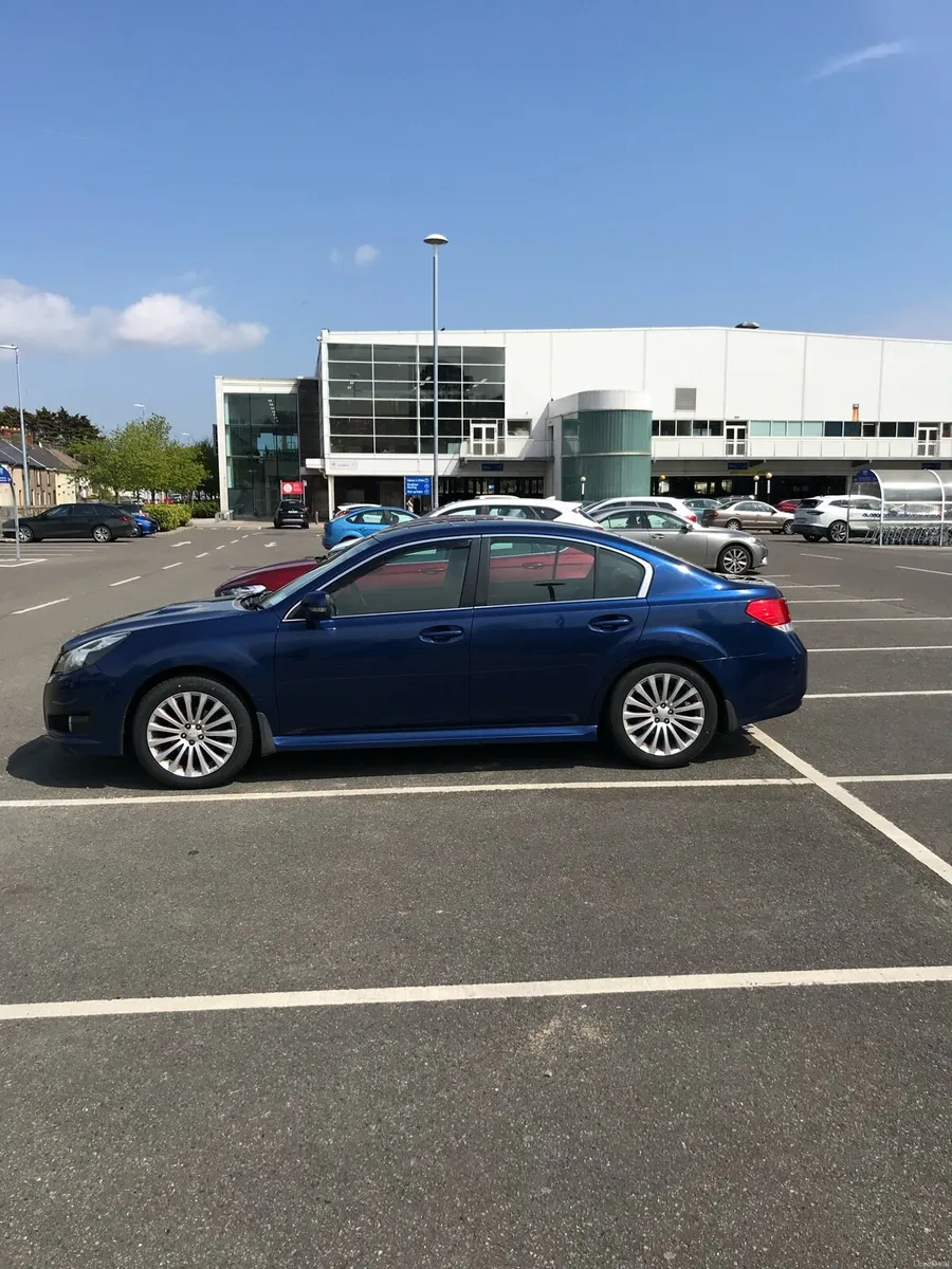 Subaru legacy - Image 1
