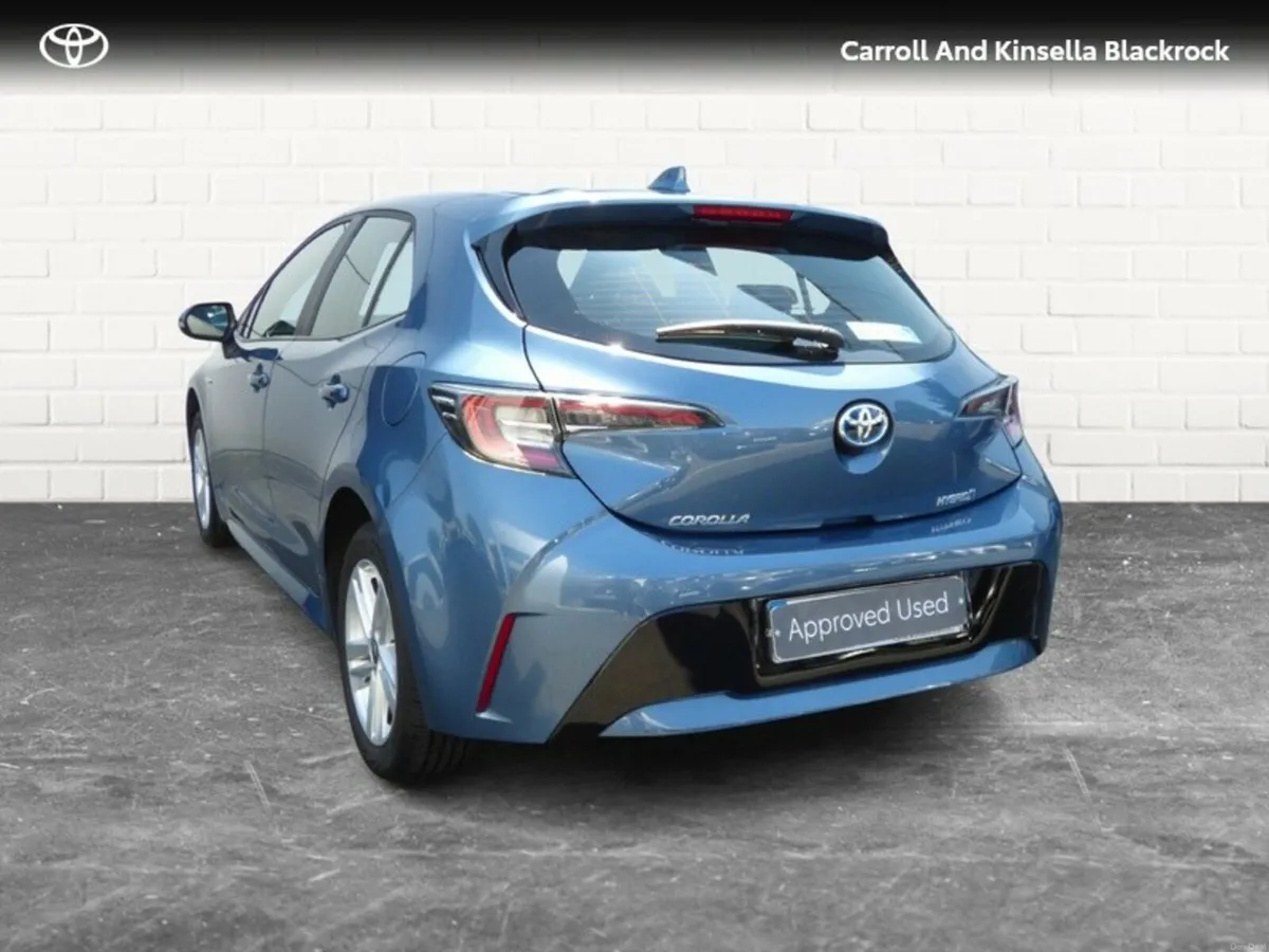 Toyota Corolla Hybrid Luna H/B - Image 2