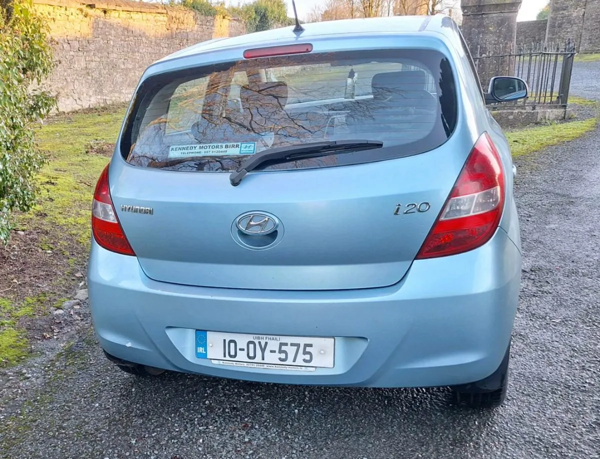 Hyundai i20 - Image 2