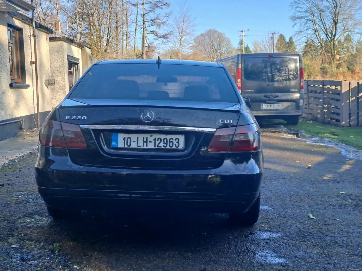 Mercedes e220 nct&tax - Image 3