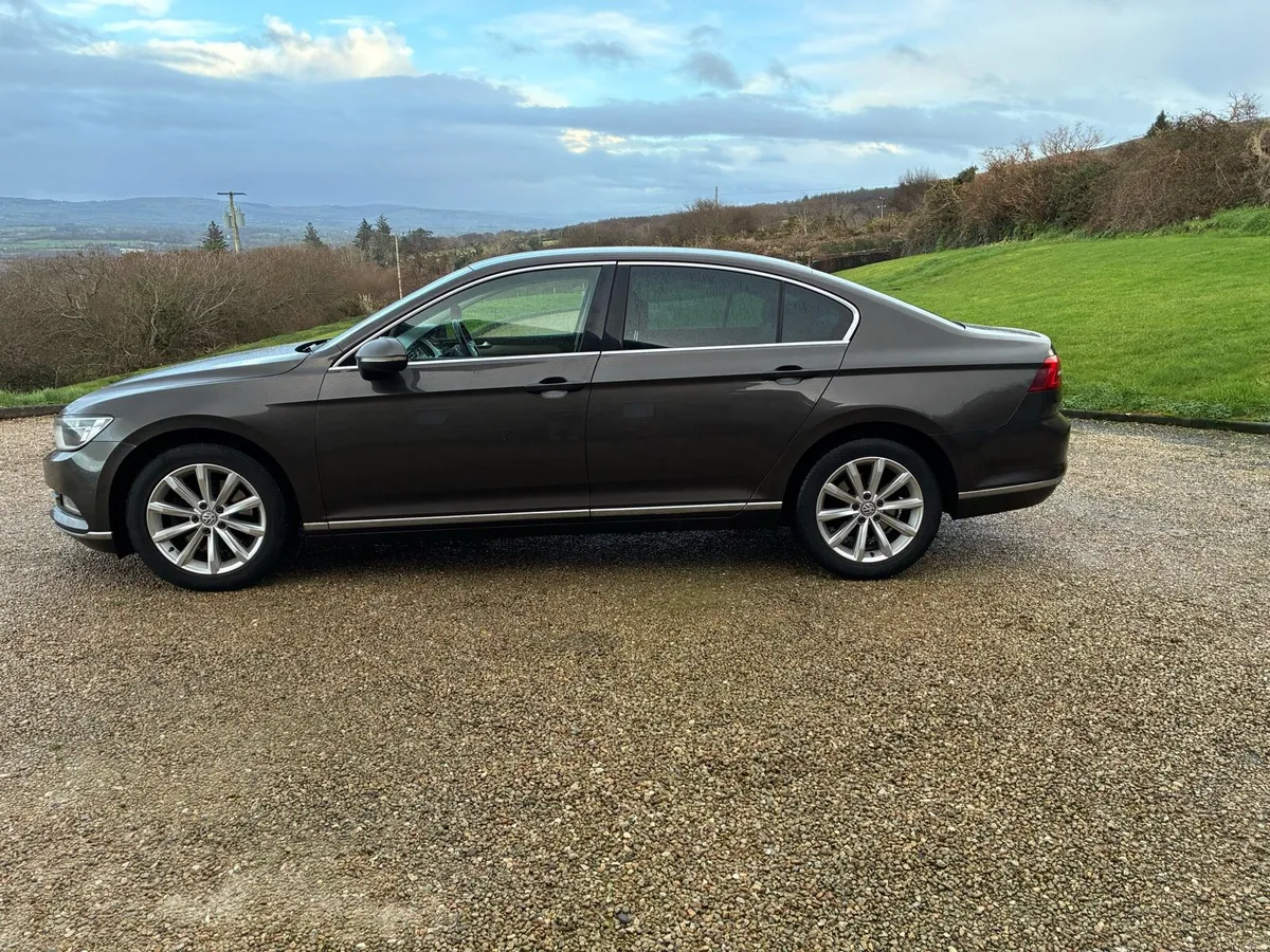 2015 Volkswagen Passat Highline 2.0 TDI - Image 2