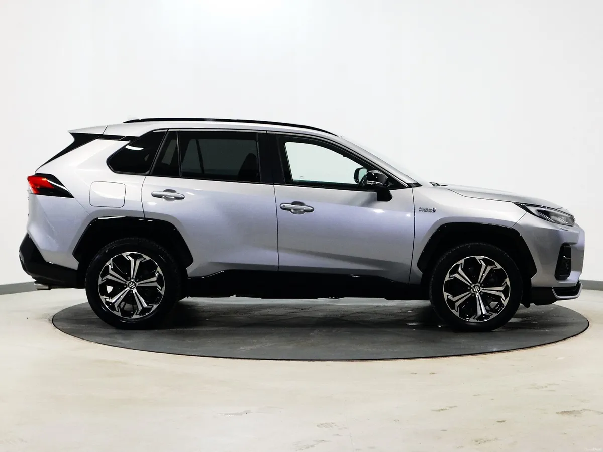 *63* 2022 Suzuki Across 2.5 e-four hybrid - Image 3