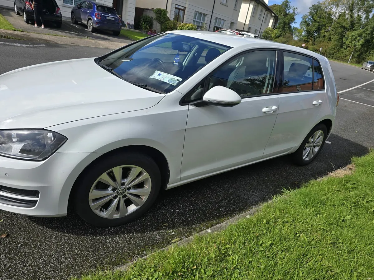 VW GOLF TDI BLUEMOTION 1.6 2016 NEWLY SERVICE - Image 4