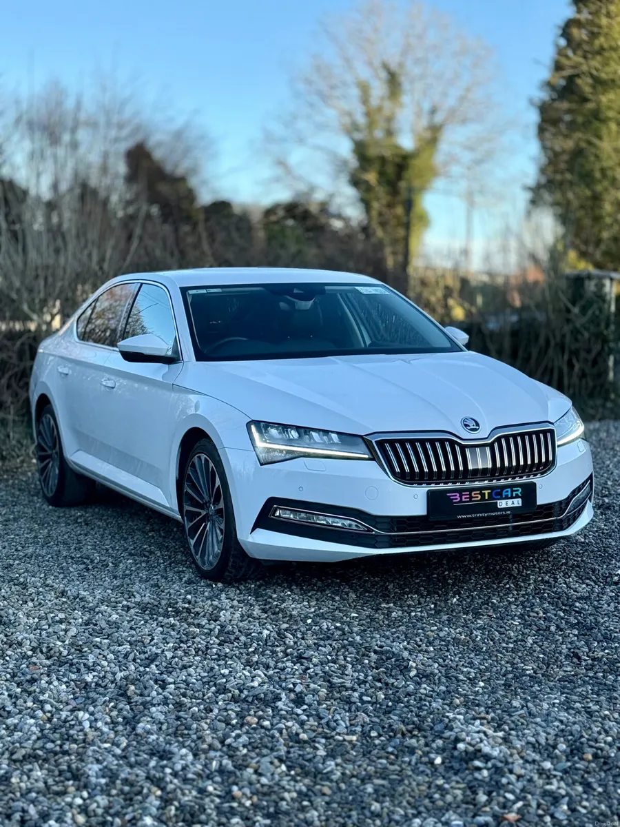 2023 Skoda Superb Style 2.0 TDI 150HP - Image 3