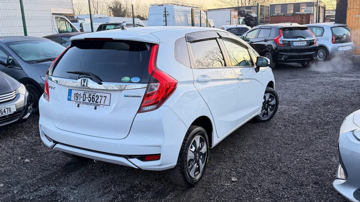 2019 Honda Fit 1.5 Hybrid Automatic - Image 3