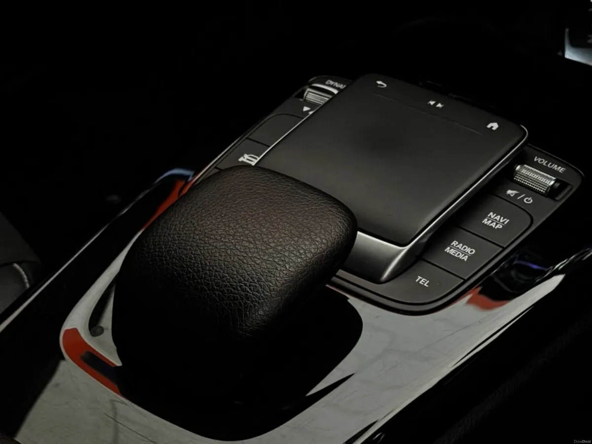 Mercedes-Benz A-Class A 250 E AMG LINE EDITION #14 - Image 4