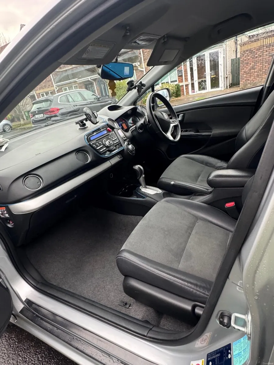 Honda Insight 2014 - Image 2