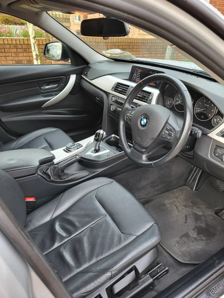 BMW 320d Estate Automatic 187bhp - Image 4
