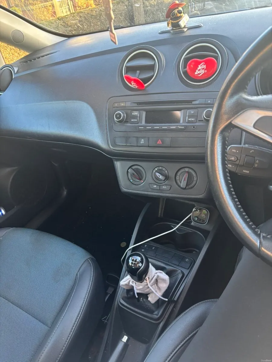 151 Seat Ibiza itech - Image 3