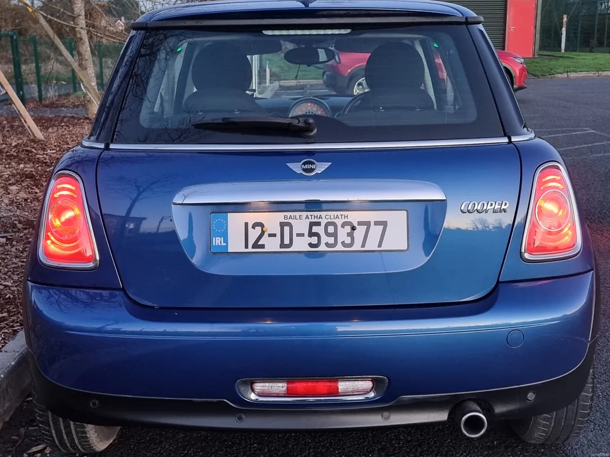 €4990 Mini Cooper 2012 very low miles €4990 - Image 3