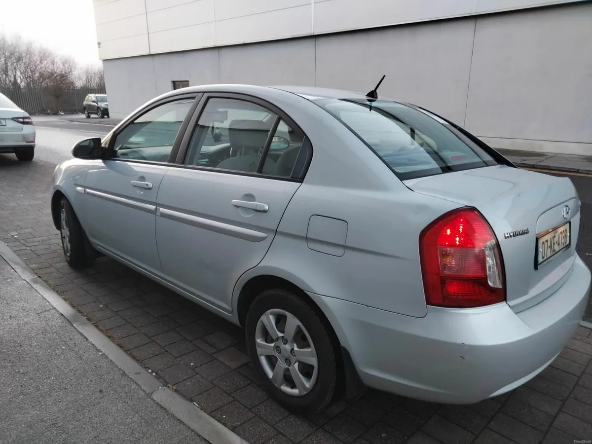 Hyundai Accent 2007 - Image 4