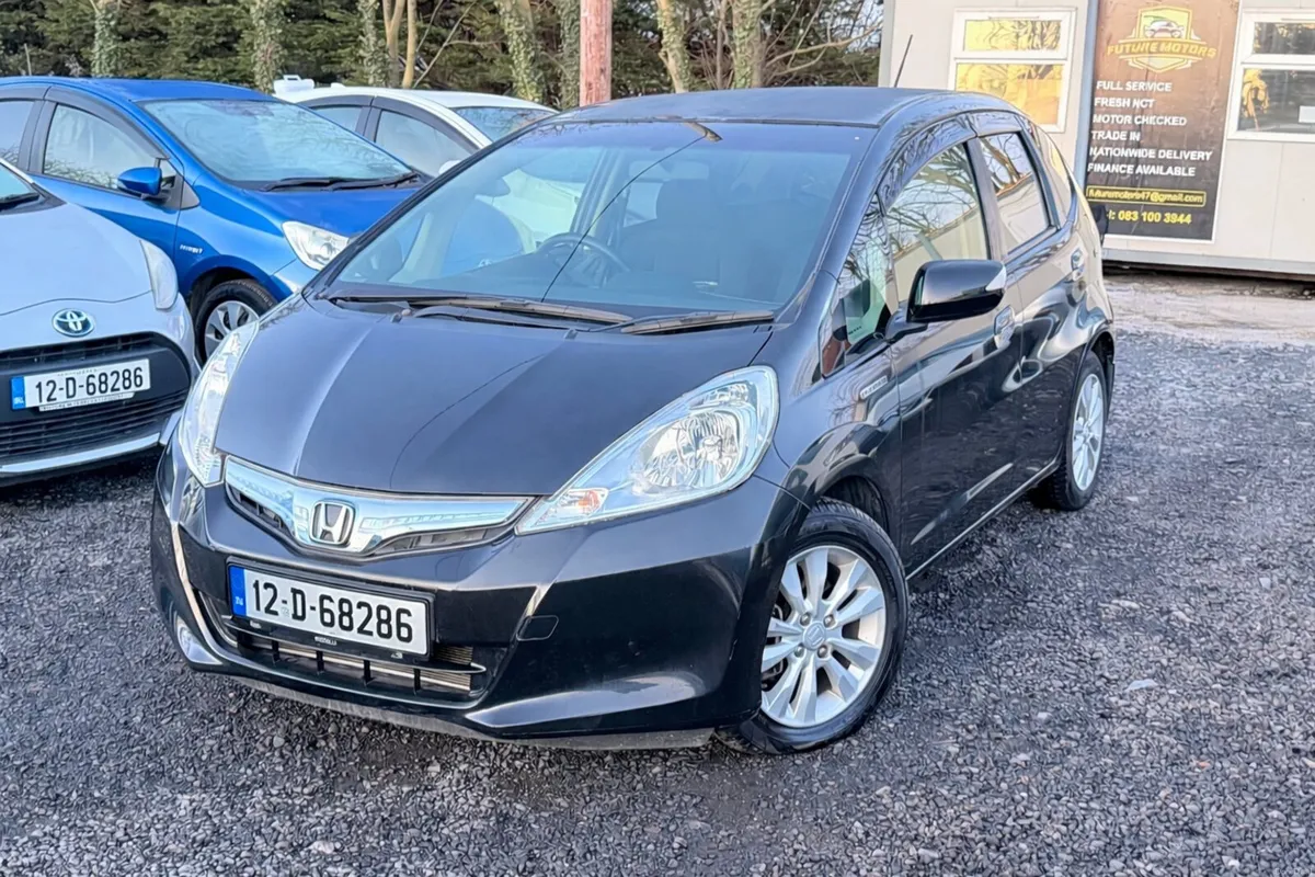 Hodna Fit 2012 AUTOMTIC Hybrid LOW MILEAGE - Image 1