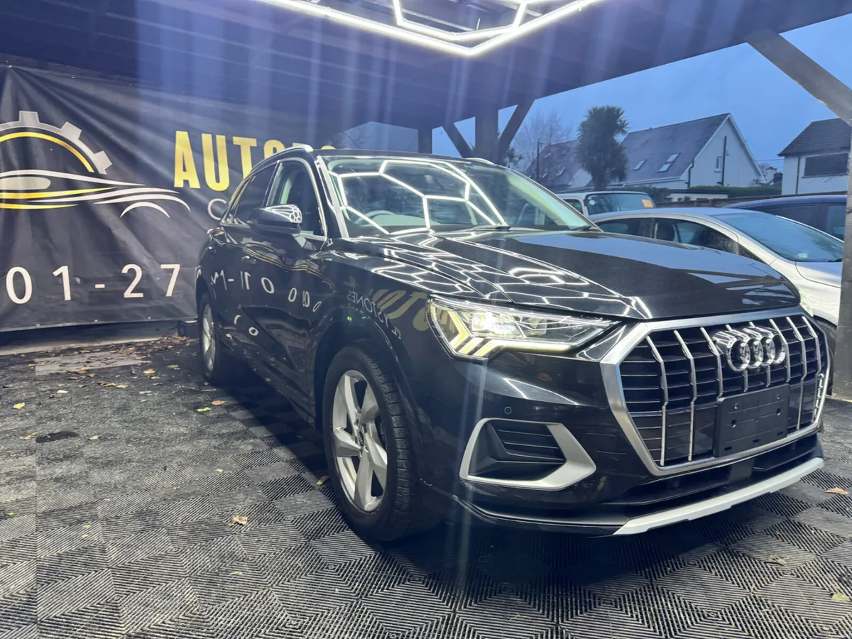 Audi Q3 - Image 2