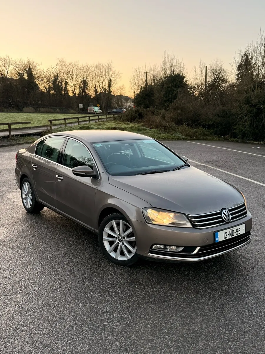 Volkswagen Passat 2012 2.0TDI - Image 1