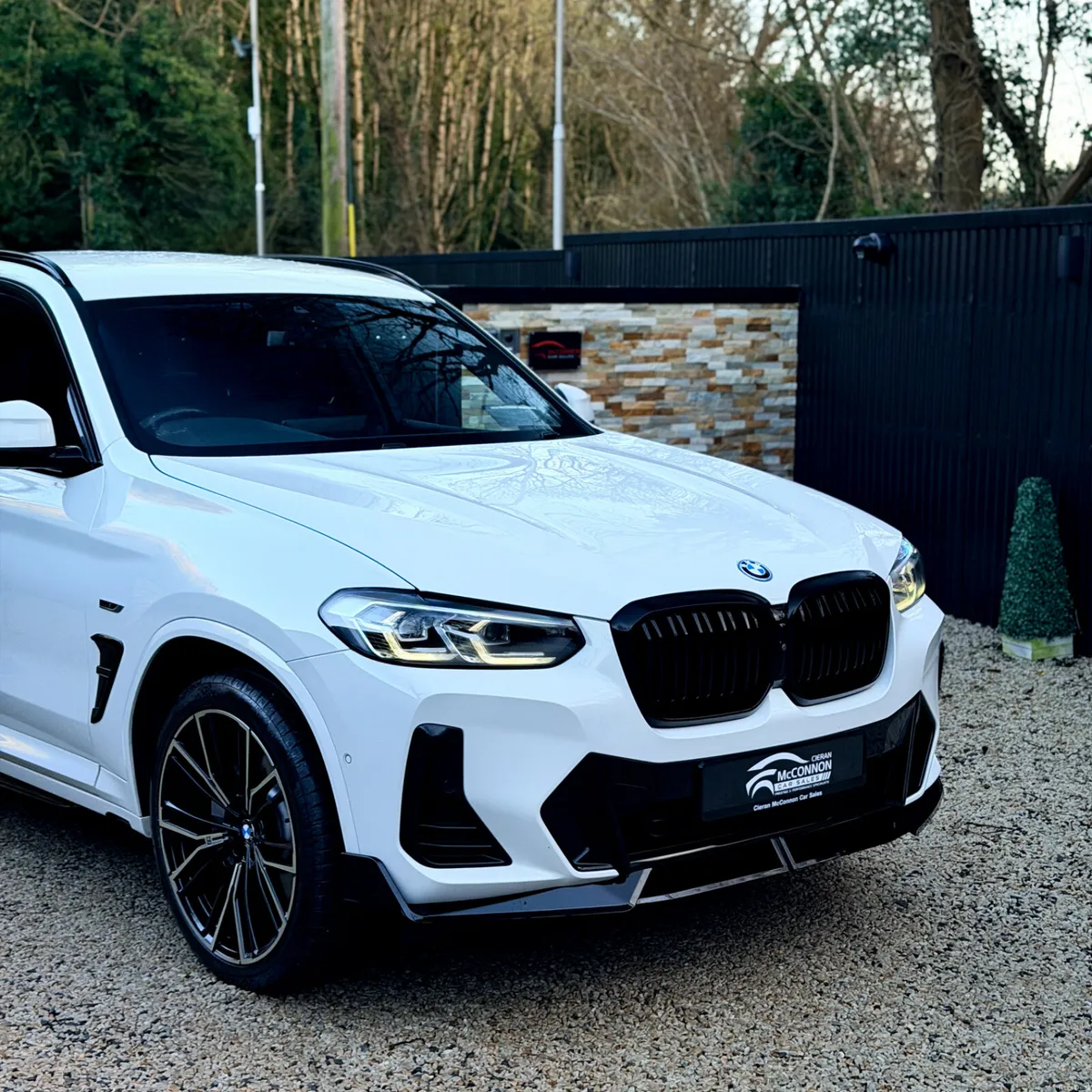 2021 (212)  BMW X3 30E MSPORT X-DRIVE 290BHP - Image 2