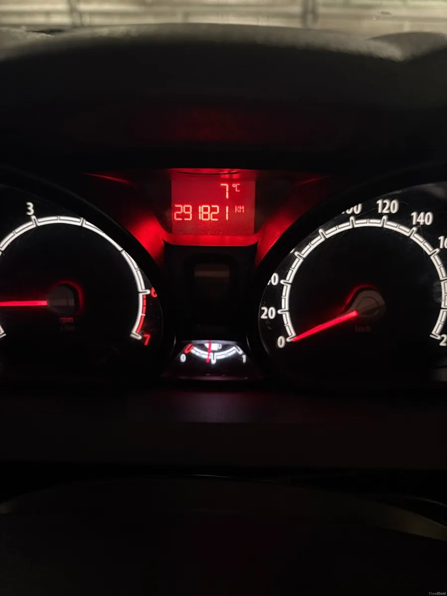 Ford Fiesta - Image 4