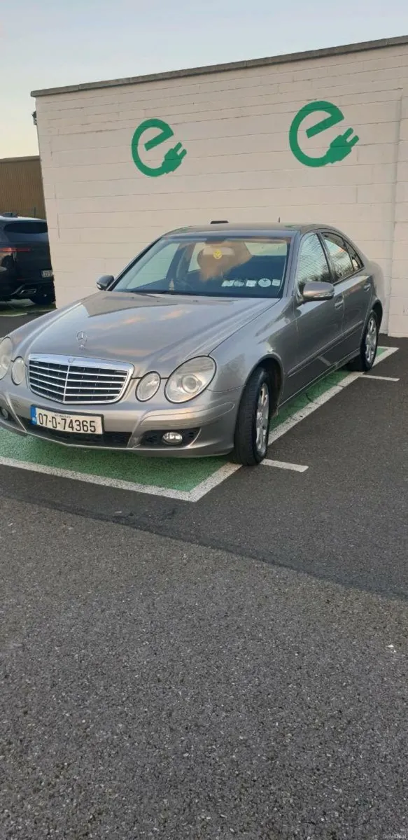 Mercedes Benz E200 - Image 1