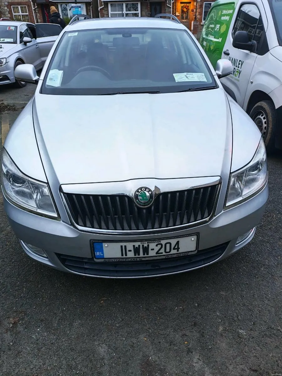 Automatic Skoda Octavia 1.2 Petrol - Image 1