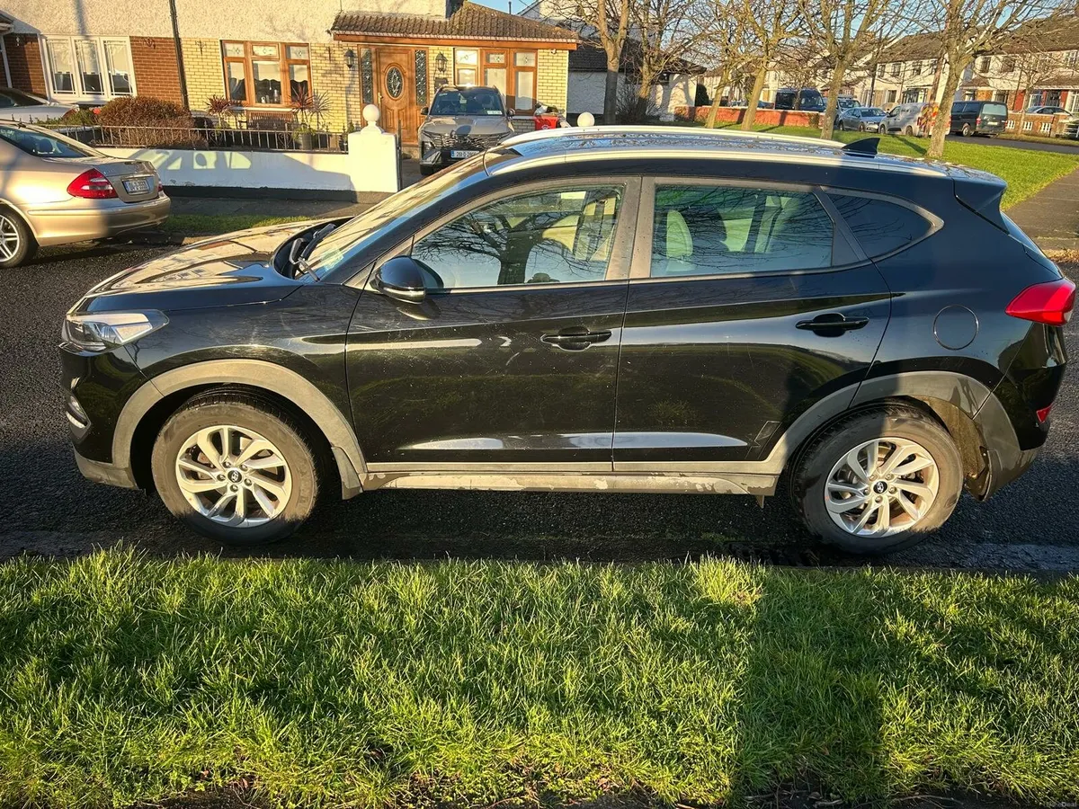 Hyundai tucson 2017 - Image 3