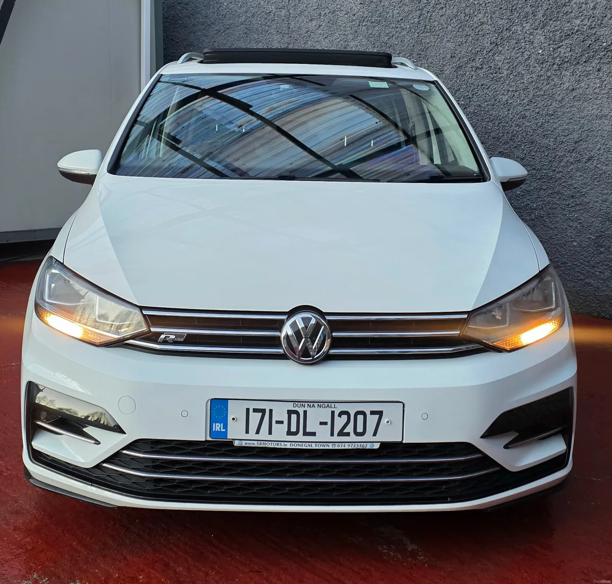 2017 Volkswagen Touran Tdi ~ rline high spec - Image 2