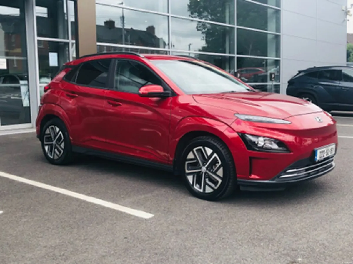 Hyundai KONA EV Premium 64kwh - Image 3