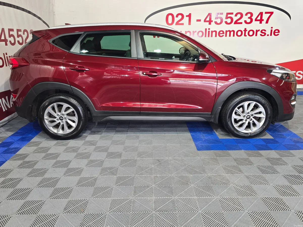 2016 HYUNDAI TUCSON EXECUTIVE 1.7 CRDI 6 SPEED - Image 4