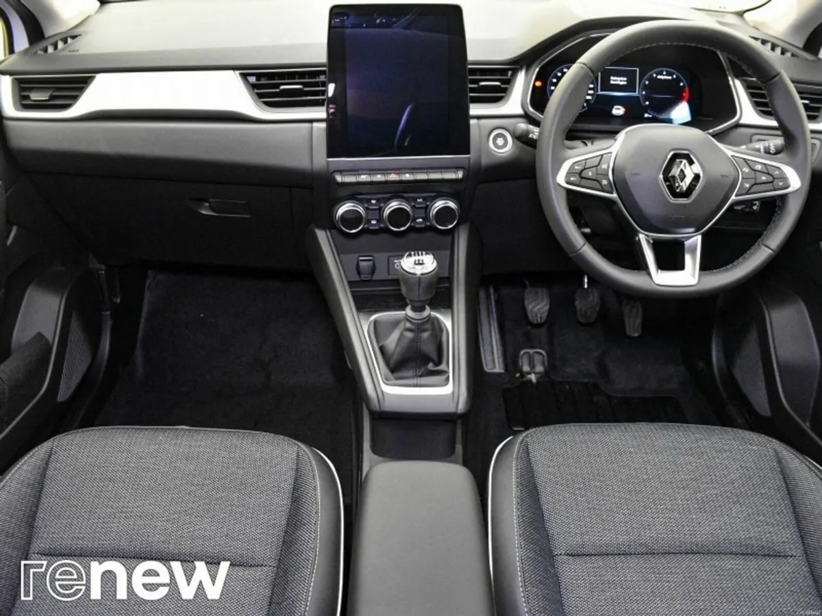 Renault Captur TCe 90 Techno - Image 2