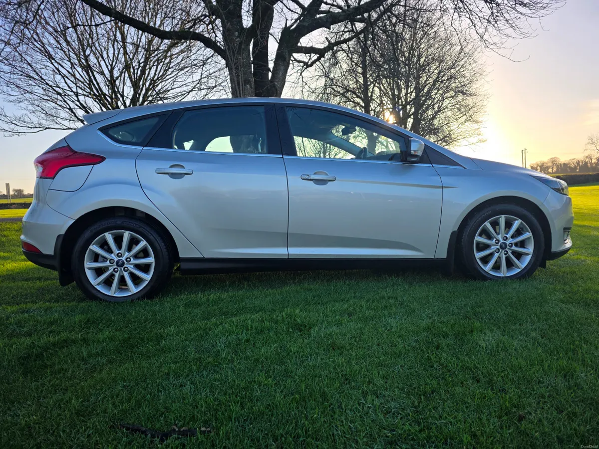 Ford Focus 1 litre ( NCT and TAX ) - Image 2