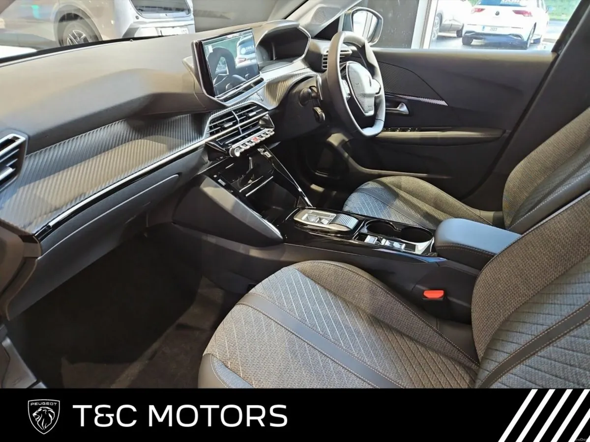 Peugeot 208 All New Allure Hybrid, Rear Camera & R - Image 4