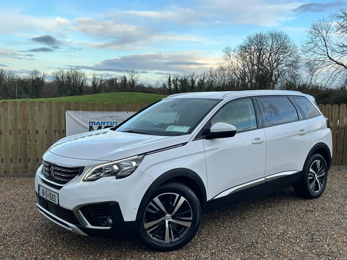 Peugeot 5008 2018 - Image 1