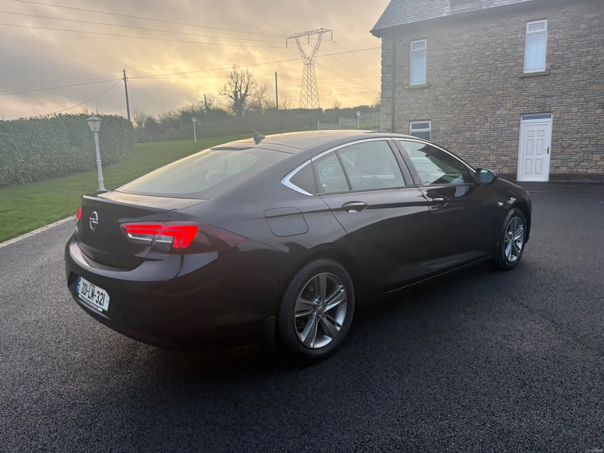 Opel Insignia 2020   2.0 SRI - Image 3