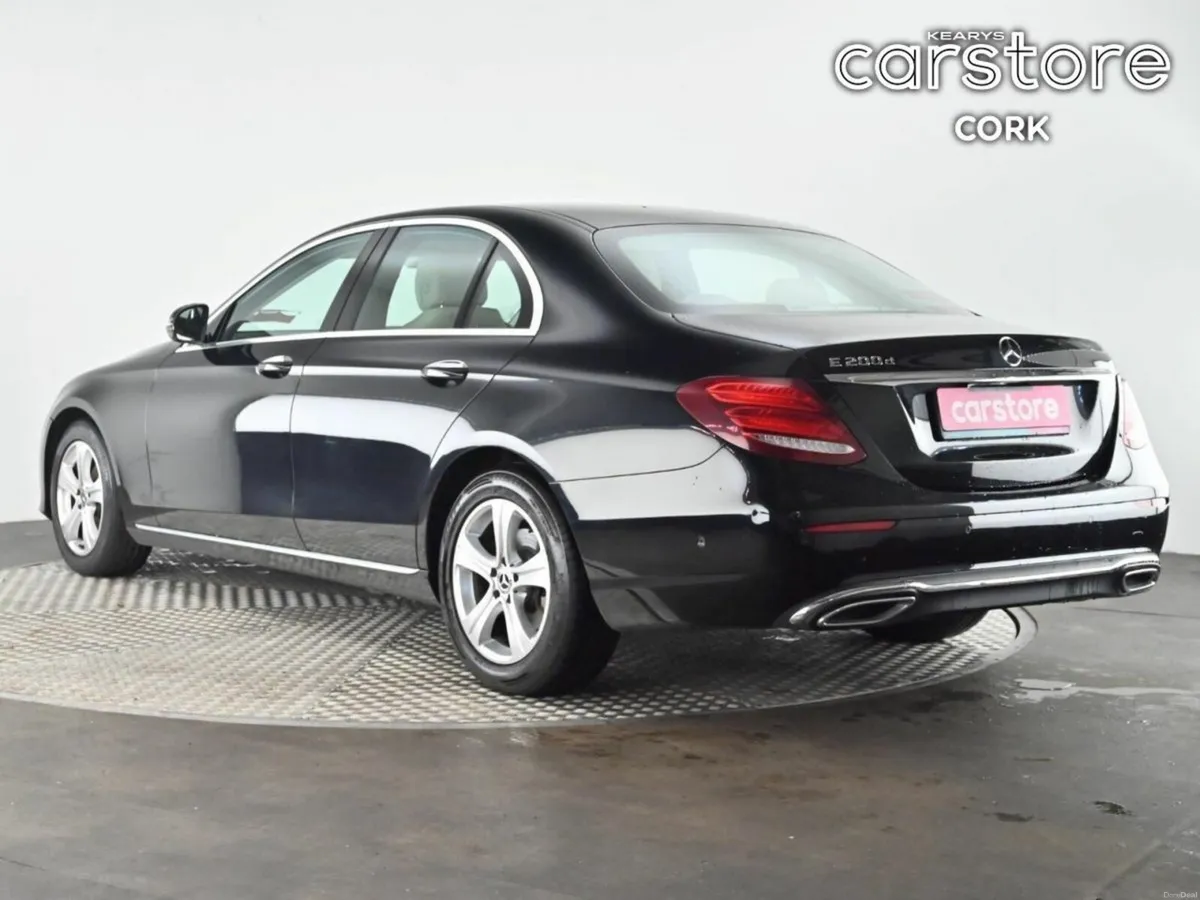 Mercedes-Benz E-Class E 200 D AVANTGARDE A/T - Image 4