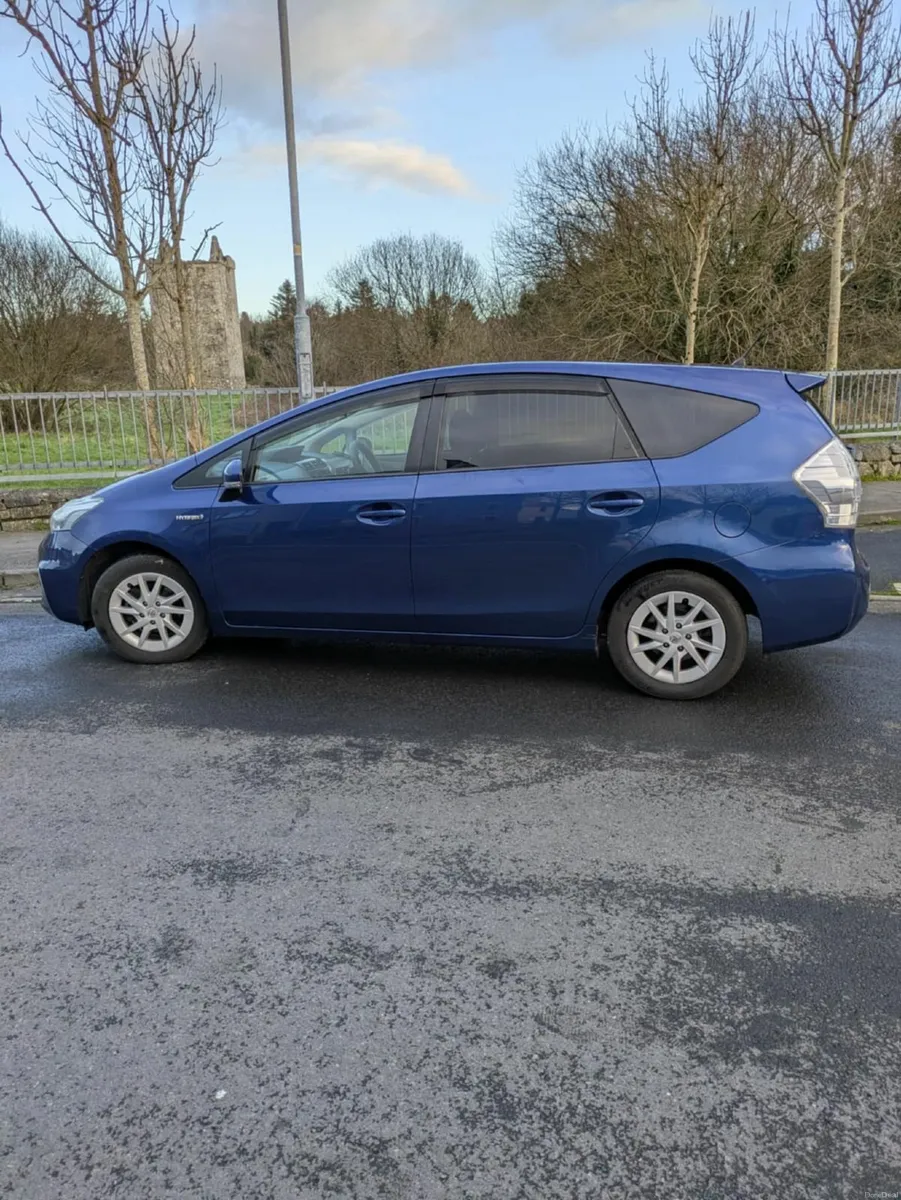 Toyota Prius - Image 1