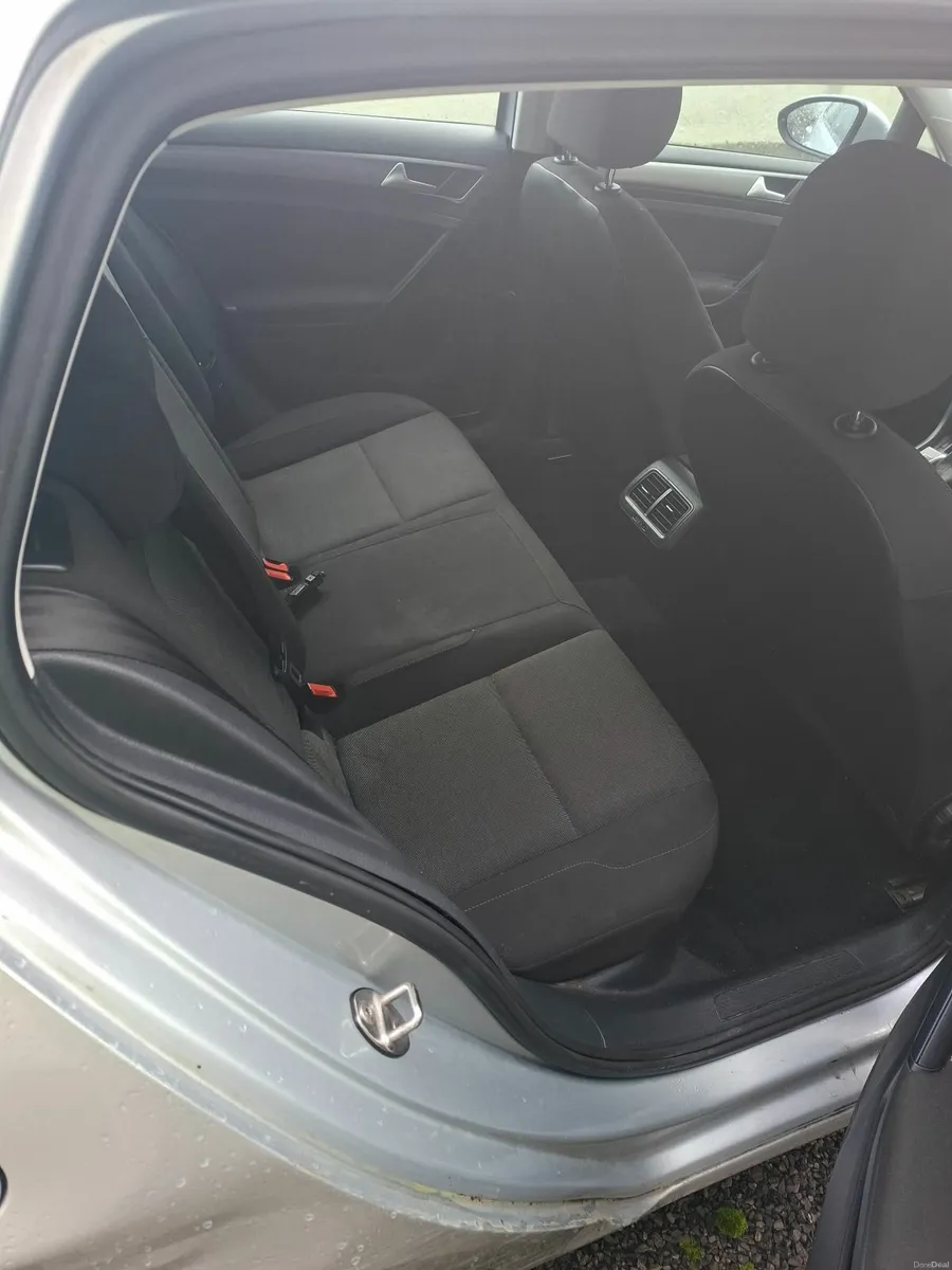Volkswagen Golf 2013 - Image 1