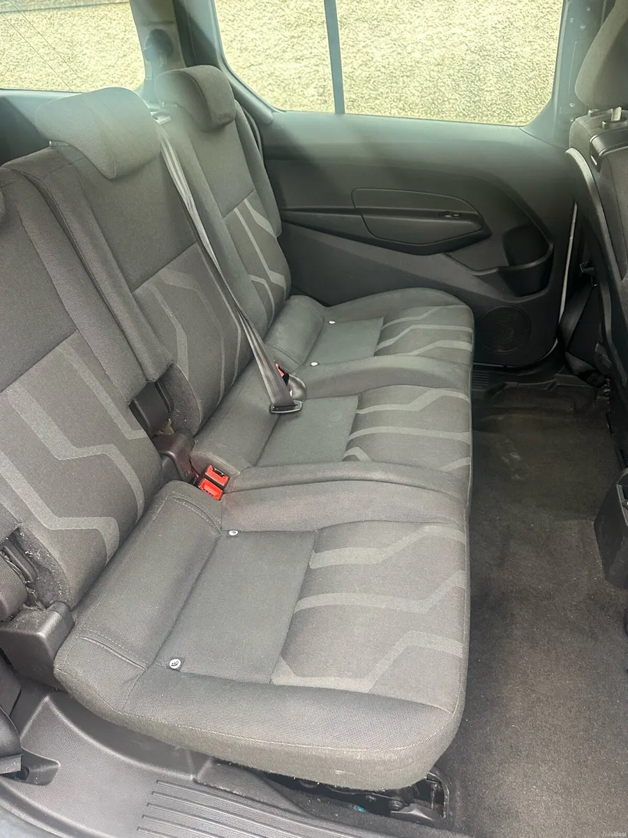16 FORD TOURNEO CONNECT 7 SEATER - Image 4