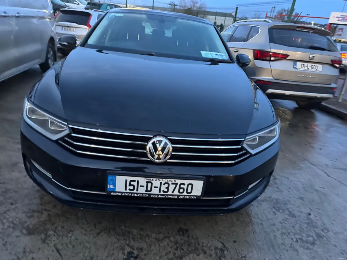 Volkswagen Passat 2015 - Image 2
