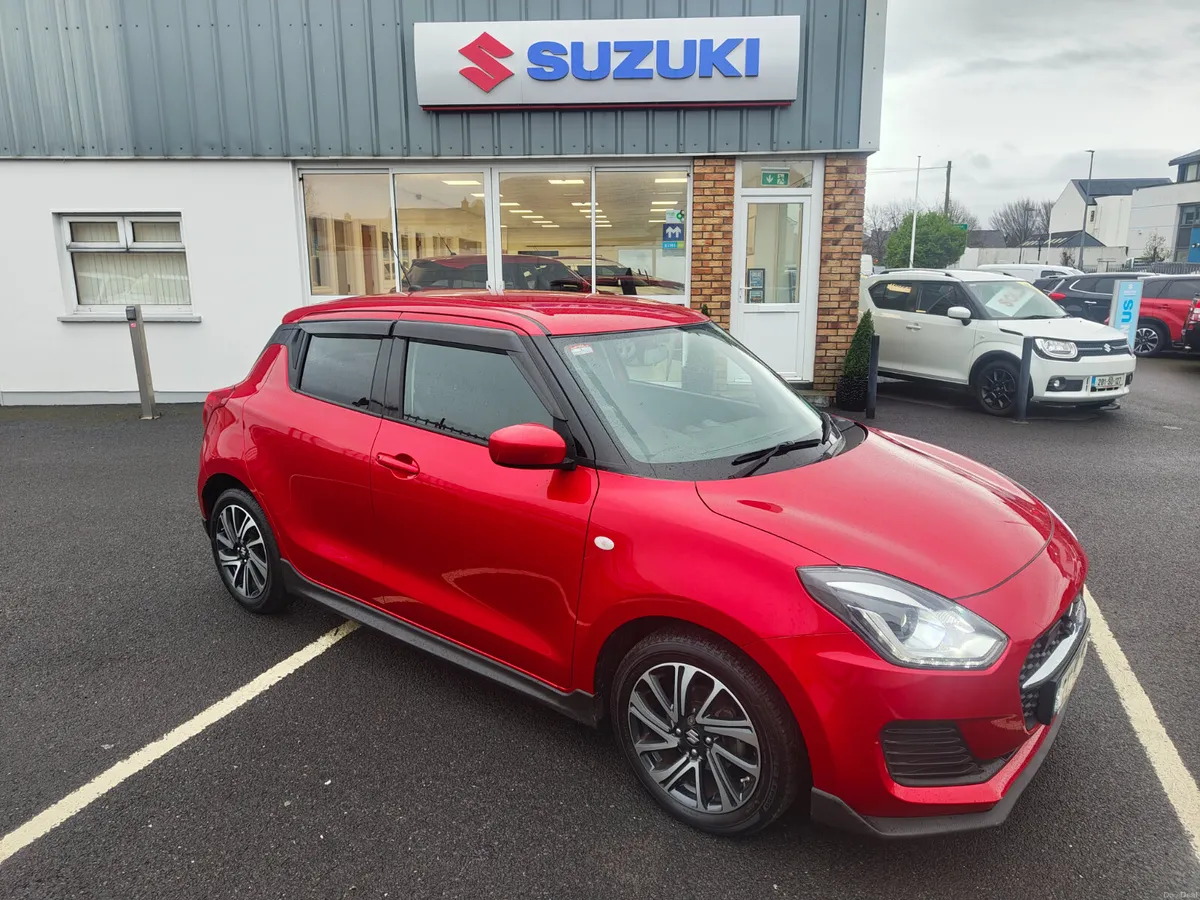 Suzuki Swift 1.2 Hybrid - Image 2