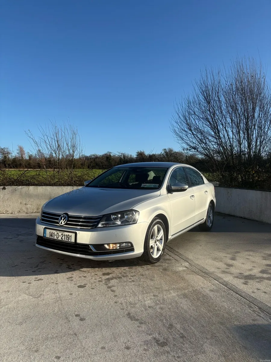 141 Volkswagen Passat - Image 2