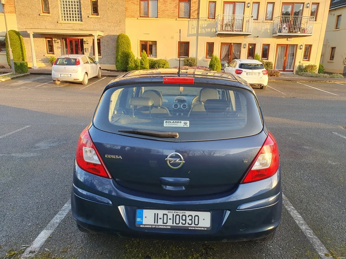 1.2 Petrol Opel Corsa 2011 Luxury Trim - Image 2